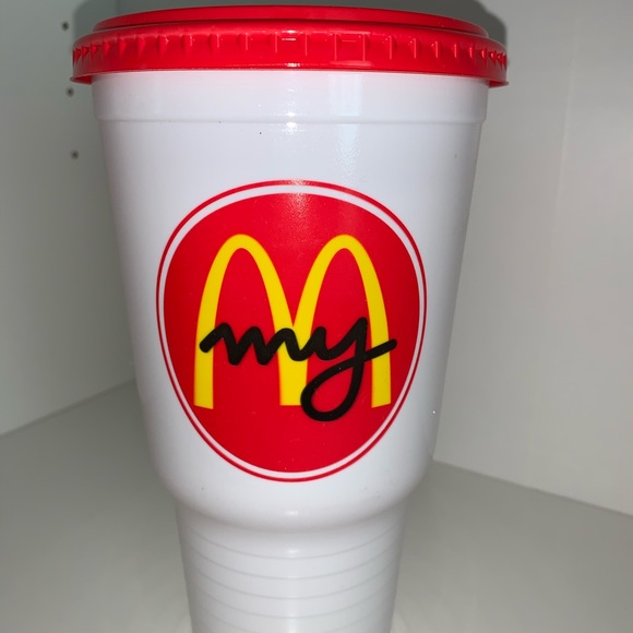 Lot of Vintage McDonald’s Cups - Picture 15 of 16